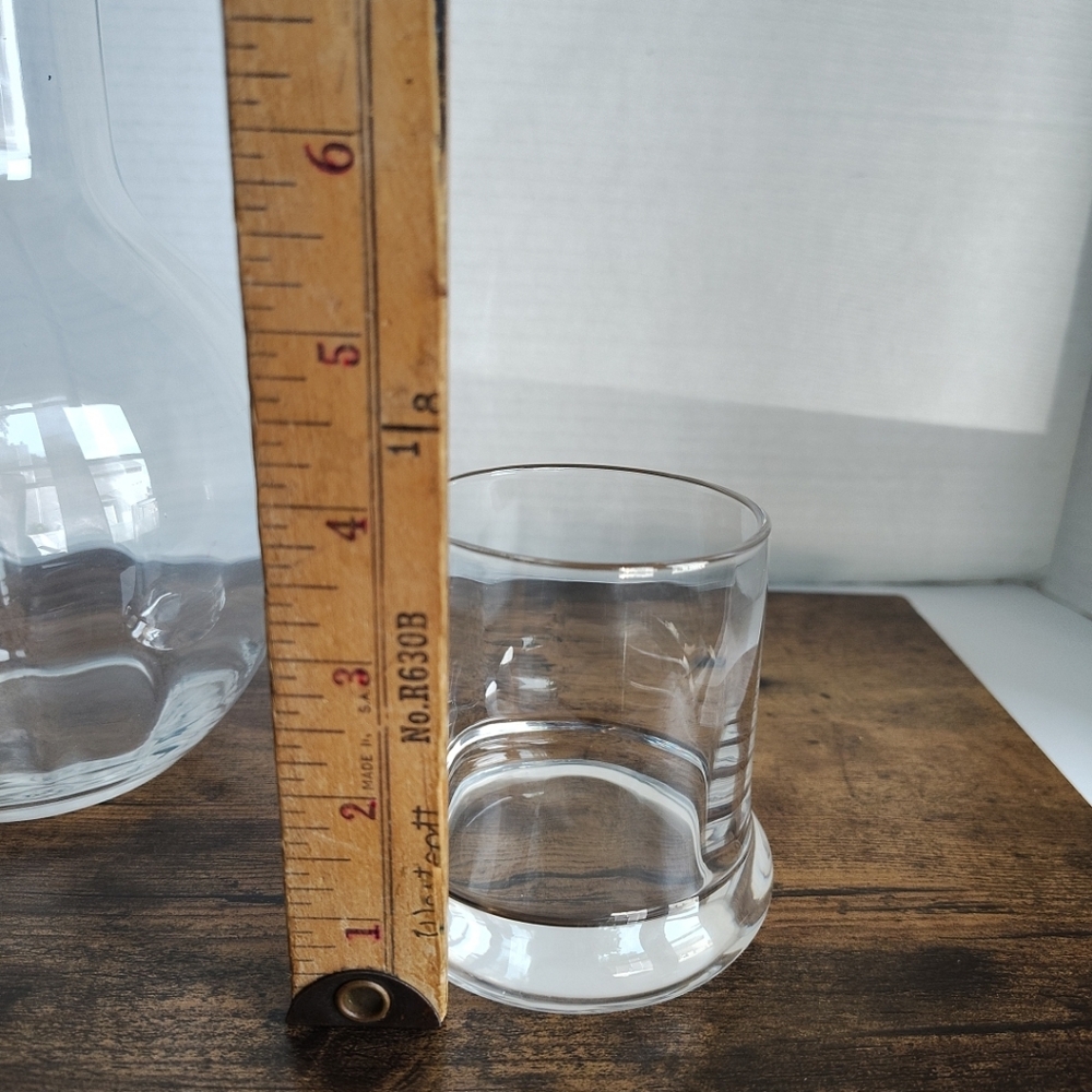 Bedside Carafe Clear Glass Vintage Tumble Up Glass Set Interior Vertical Design - Picture 15 of 17